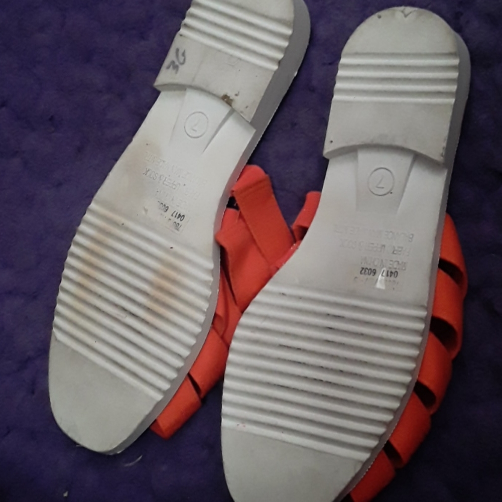 Orange Slides - Picture 3 of 5